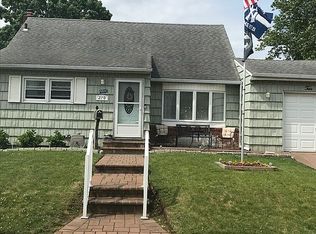 270 Andrew Ave, East Meadow, NY 11554
