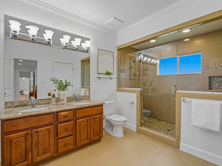 2316 Cheshire Way — Photo 4