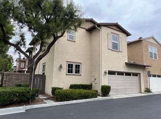 238 Kitty Hawk Ln, Tustin, CA 92782