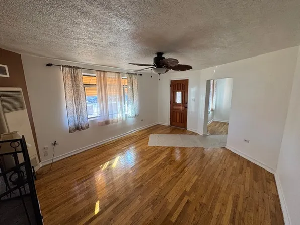 1825 Mann St, Santa Fe, NM 87505