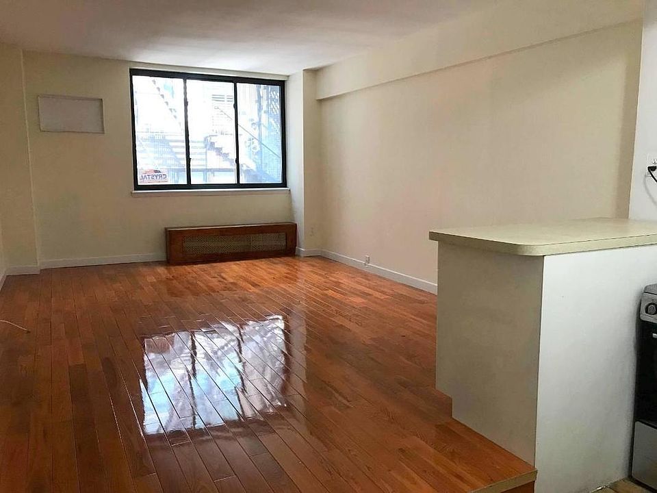 1st image of 9 E 32nd St APT 7A