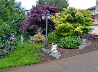 1770 SW Boxwood Ct, Dallas, OR 97338