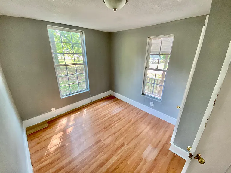 1116 Shady Rest Rd — Photo 4