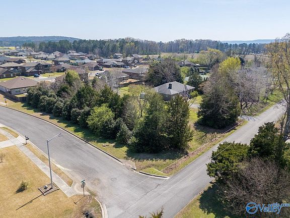 2nd image of 40 Brockway Rd