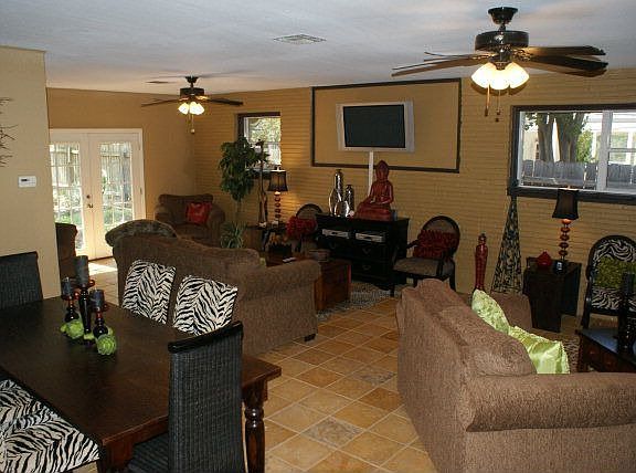 4th image of 215 Pennsylvania Blvd
