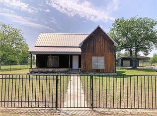 507 9th St, Hico, TX 76457
