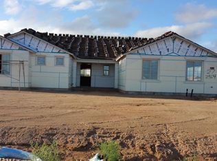 2964 W Phillips Rd, San Tan Valley, AZ 85142