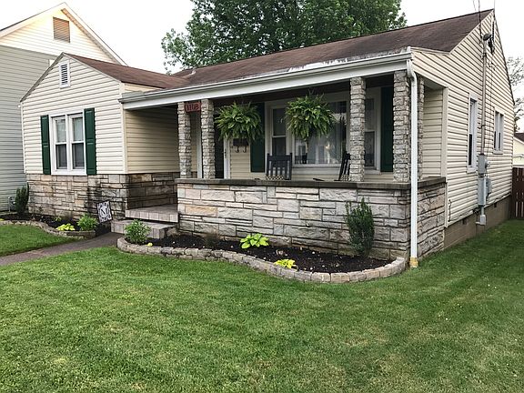 3rd image of 1108 Lakeview Dr