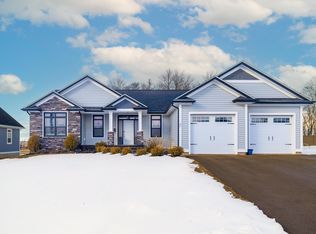 47 Birch Woods Ln, Stratford, PE C1B 3Z2