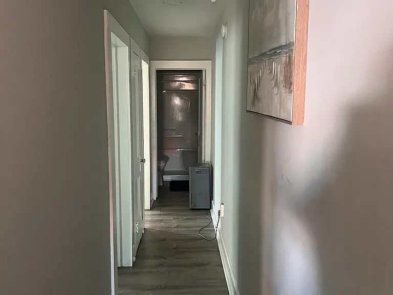 210 N Division St #1 — Photo 3