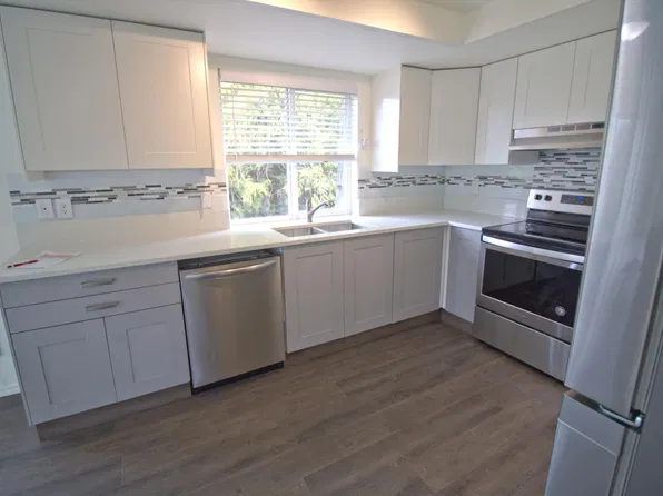 2929 Nevada St Unit B, Bellingham, WA 98226