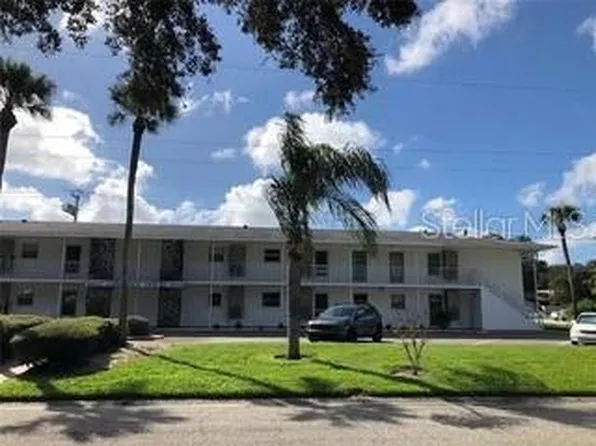 3900 Roxane Blvd APT 11A, Sarasota, FL 34235
