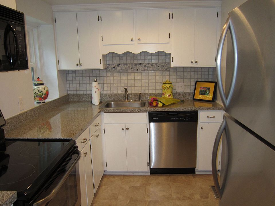 1st image of 2868 S Abingdon St APT A1
