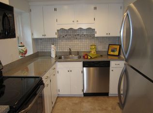 2868 S Abingdon St APT A1, Arlington, VA 22206