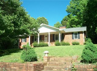4307 Countess Pl, Winston Salem, NC 27106