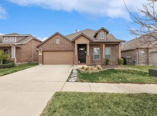 904 Falcon Rd, Argyle, TX 76226