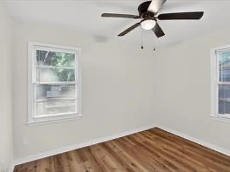 4709 Mayfair St — Photo 11