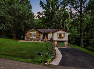 225 Sebaugh Dr, Zanesville, OH 43701