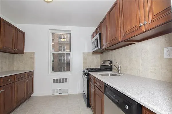 Sold by Argo Residential | media 13