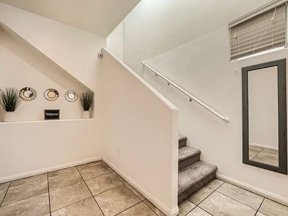 3rd image of 5908 Beluga Bay St