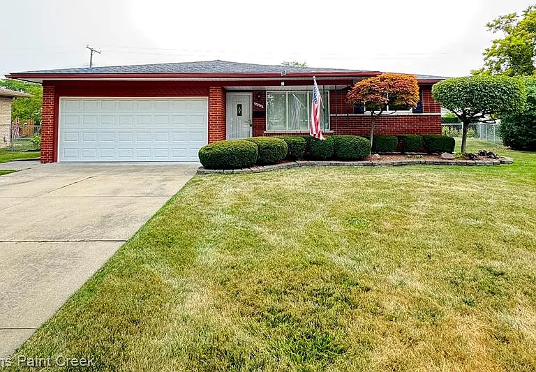 11102 Fairway Dr — Photo 1