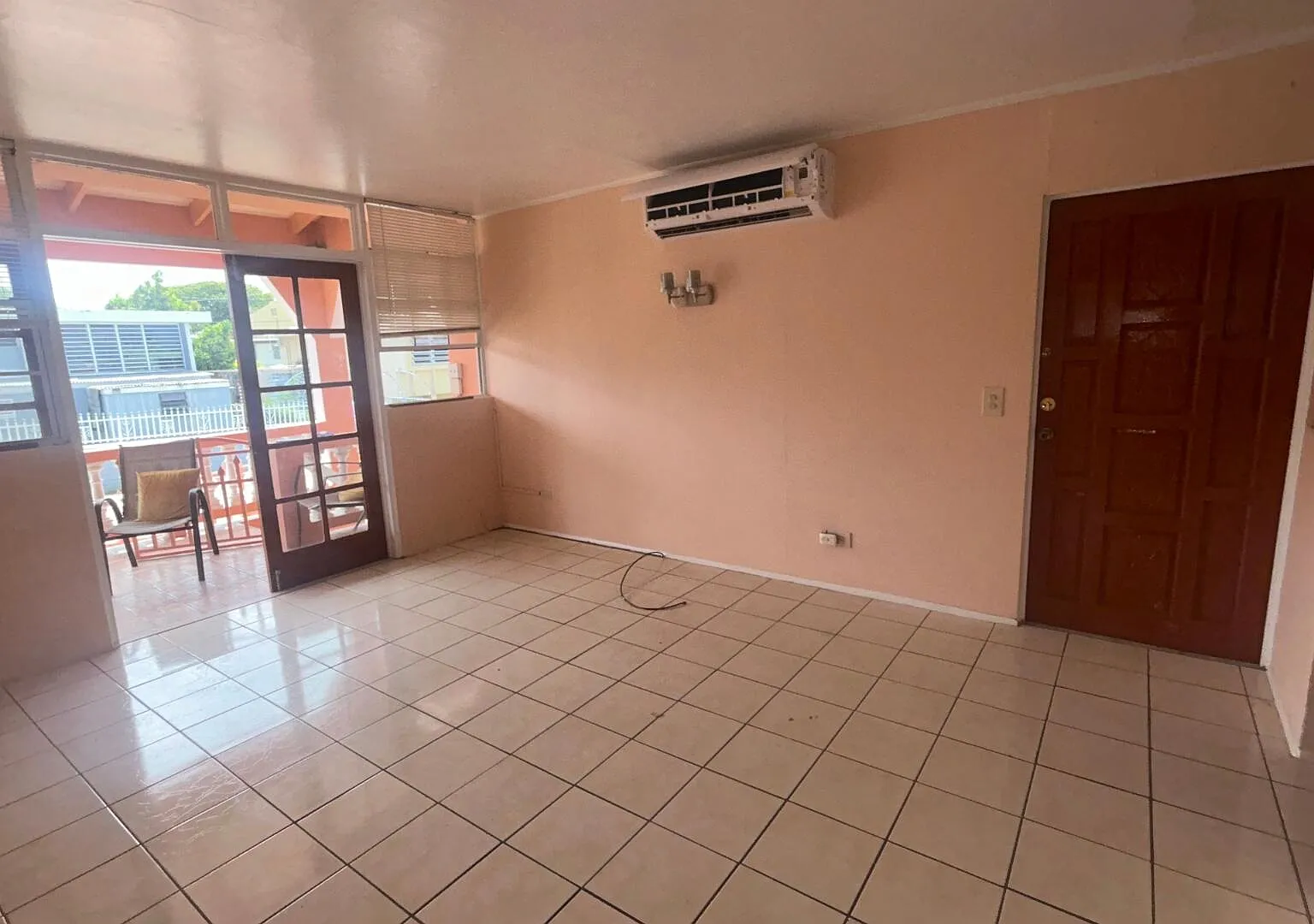 3 bed, $2,000 — Photo 3