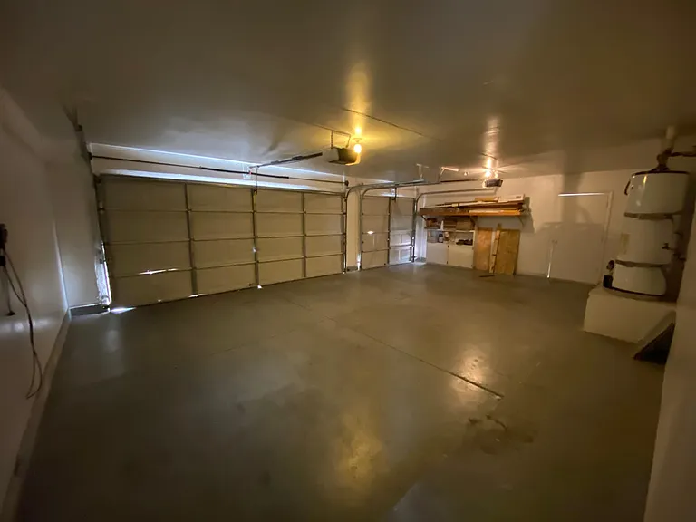 6580 Goldensun Ct — Photo 35