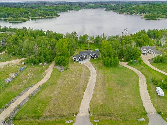 4th image of 2307 Township Road 522 #42