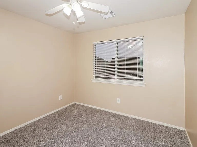 20624 Patriot Park Ln — Photo 14