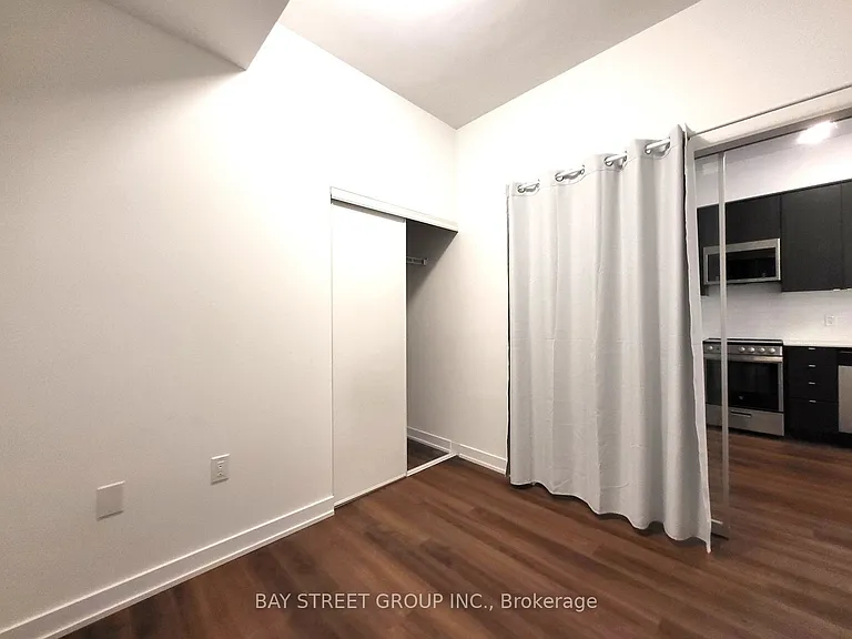 2433 Dufferin St #206 — Photo 17