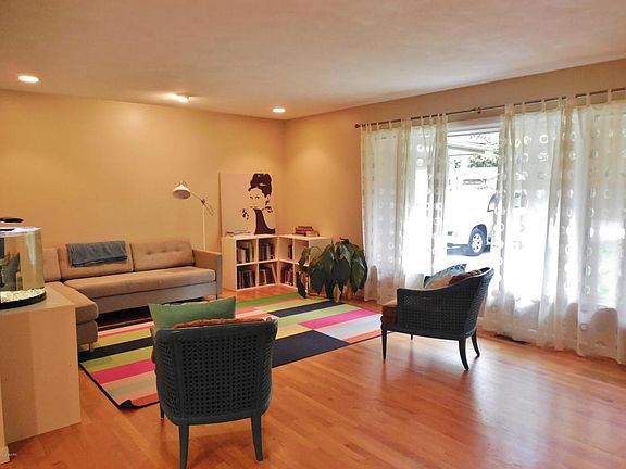 3rd image of 1370 Godush Dr