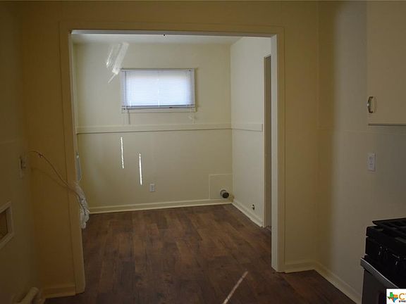 5th image of 3007 Cypress St