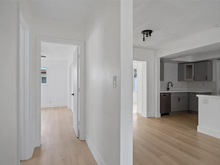4510 NW 49th Dr — Photo 28