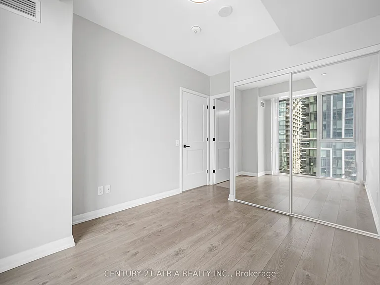 7895 Jane St #2508 — Photo 16