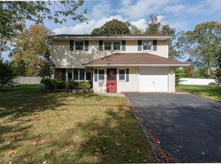 7 Sylvia Ter, Middletown, NJ 07748