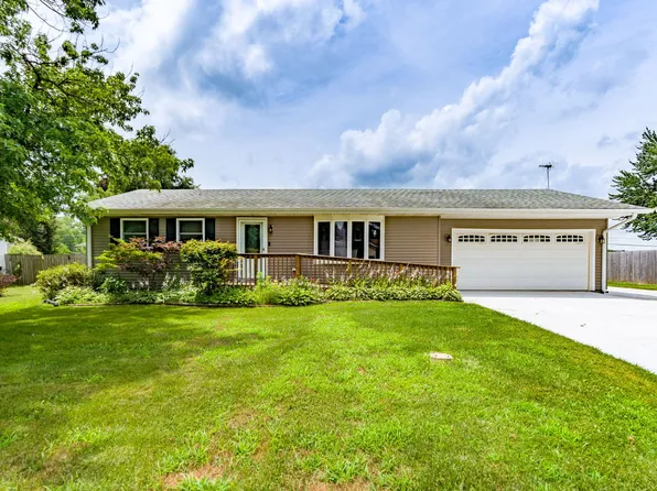 217 Melodie Ln, Colona, IL 61241
