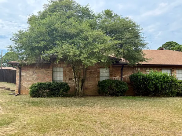 2100 Lee St #B, Longview, TX 75604