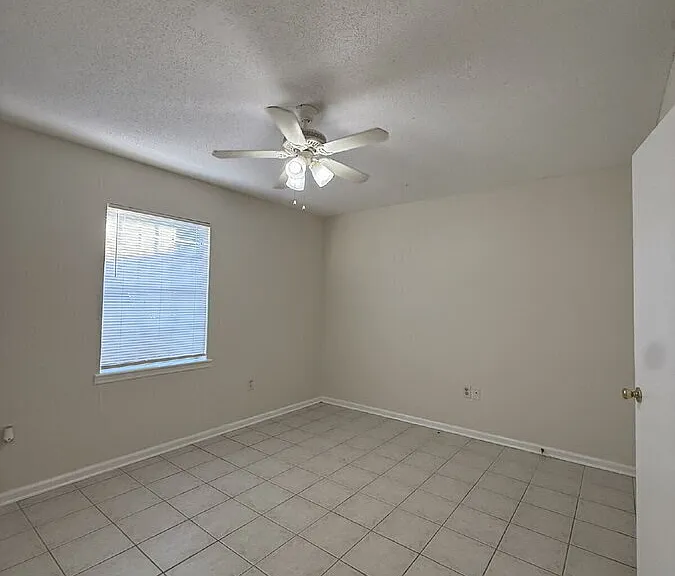 115 Woodhouse Ln #A — Photo 10