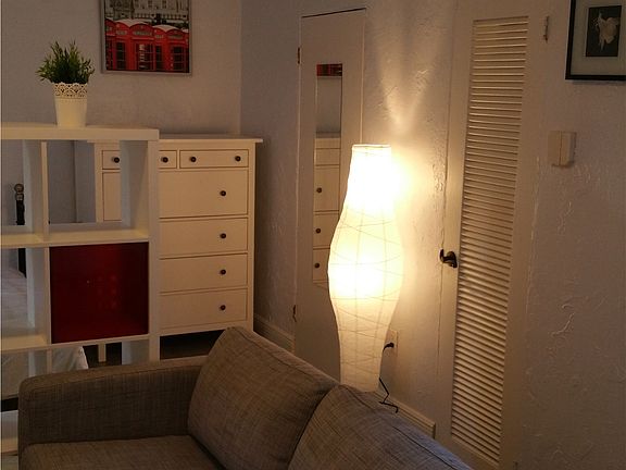 2nd image of 1219 Pennsylvania Ave APT 3