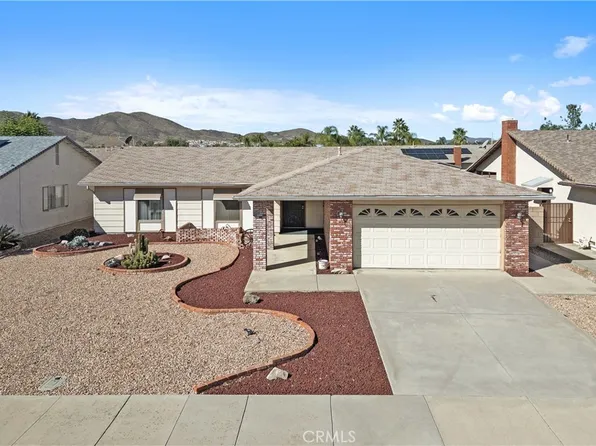 27105 Bottlebrush Ln, Menifee, CA 92586