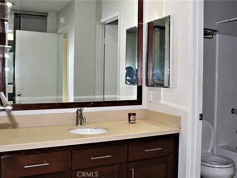 122 Stanford Ct #61 — Photo 6