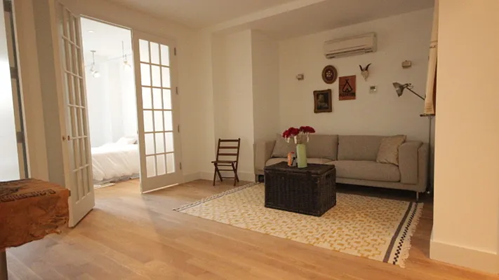 Rented by Nooklyn NYC LLC | media 51