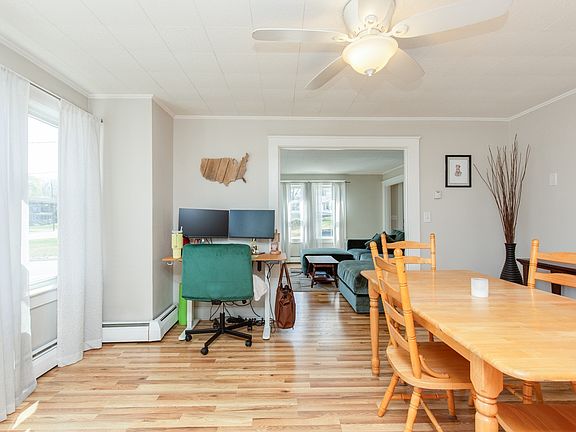 5th image of 1 Fowell Ave #1