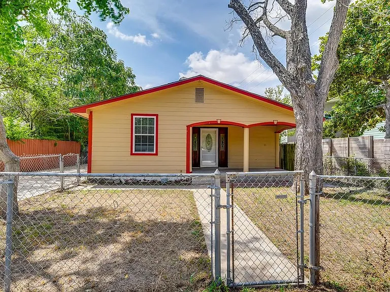 6203 Felix Ave — Photo 17