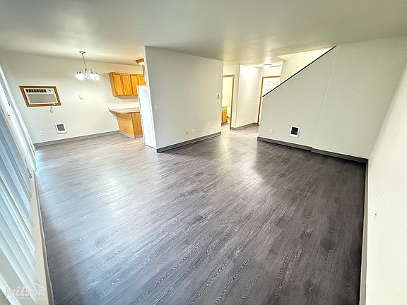 2nd image of 1315 S 18th Ave APT 10