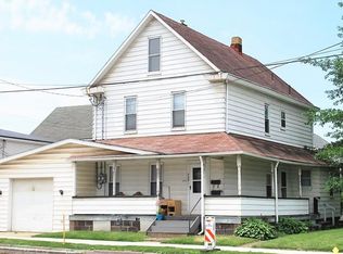 322 2nd St, Ellwood City, PA