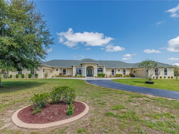 5803 E Quicksilver Ct, Floral City, FL 34436