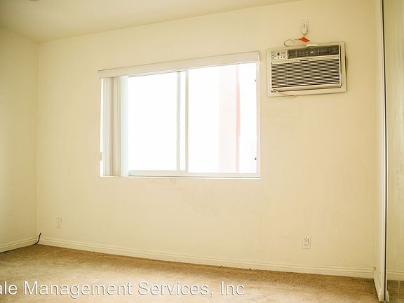 5th image of 1349 N Martel Ave APT 07