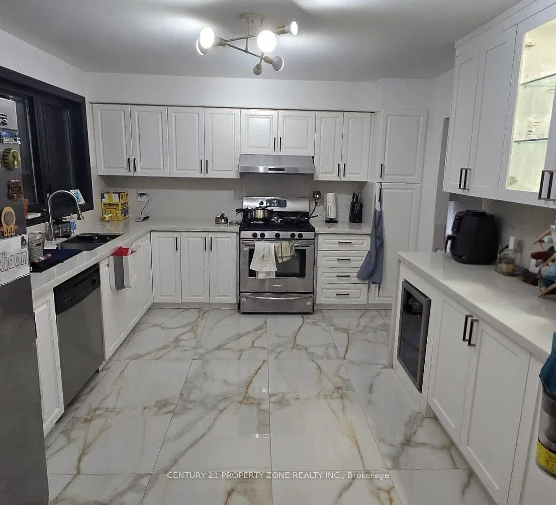 4 bed, $3,200 — Photo 3