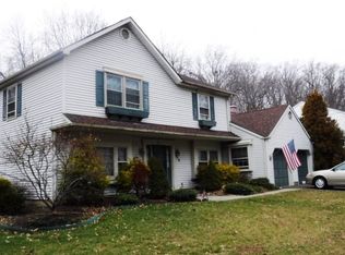 216 N Brook Dr, Milltown, NJ 08850